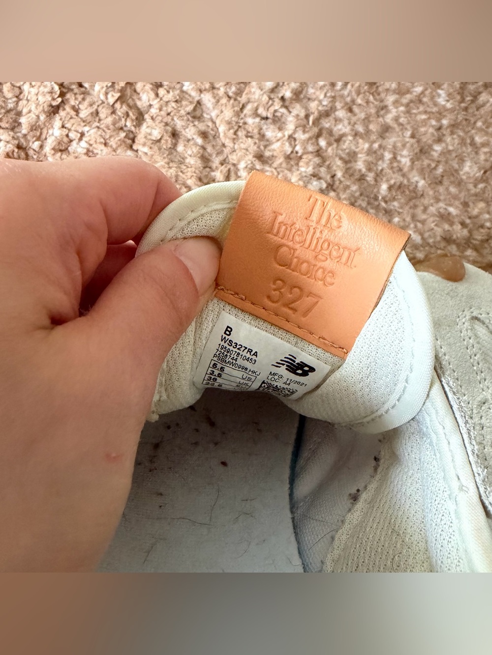 Size 5.5 - New Balance 327 Sea Salt Rust Oxide W - Picture 4 of 9